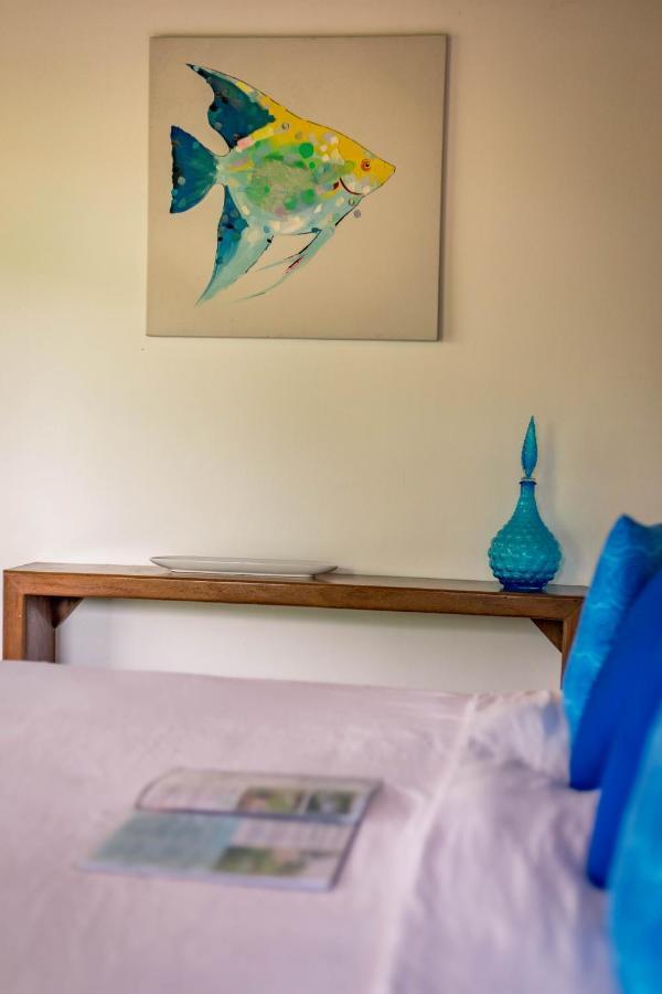 The Hummingbird Hotel Bocas del Toro Exterior photo